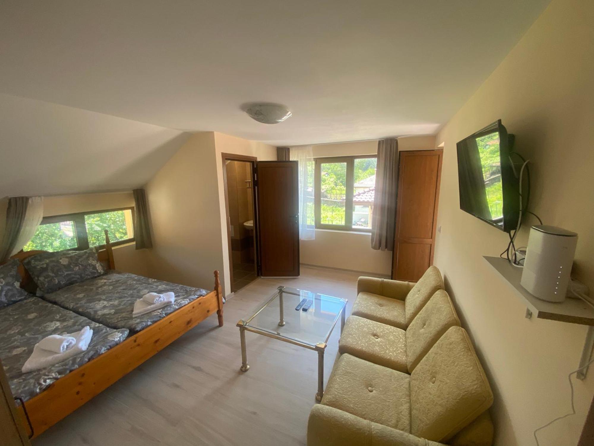 Hotel Анелия à Sapareva Banya Extérieur photo