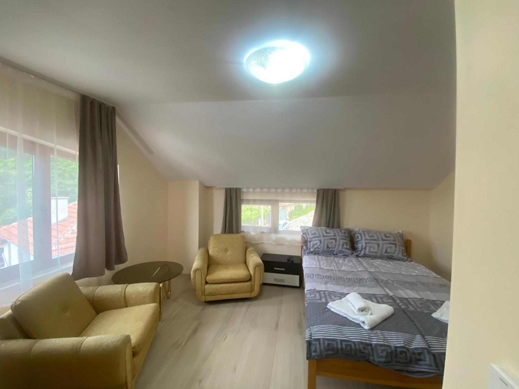 Hotel Анелия à Sapareva Banya Extérieur photo