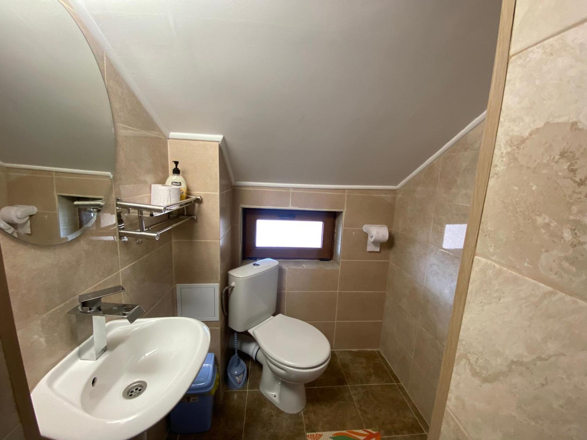 Hotel Анелия à Sapareva Banya Extérieur photo
