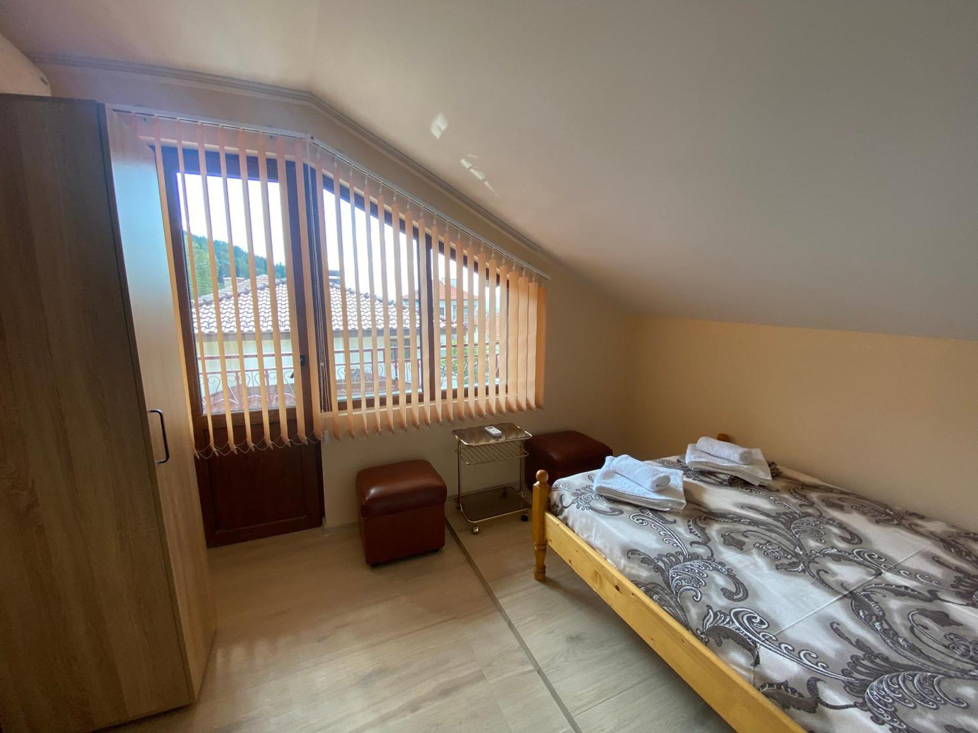 Hotel Анелия à Sapareva Banya Extérieur photo