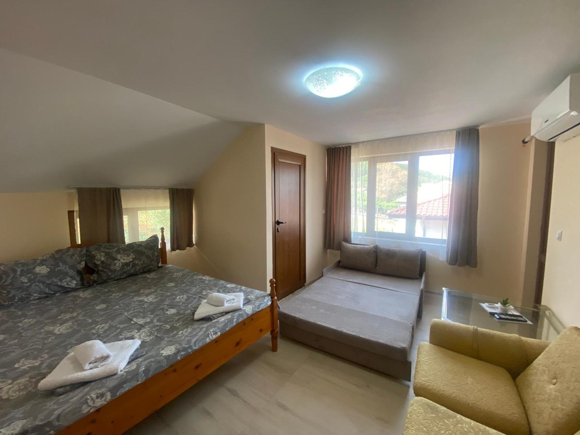 Hotel Анелия à Sapareva Banya Extérieur photo
