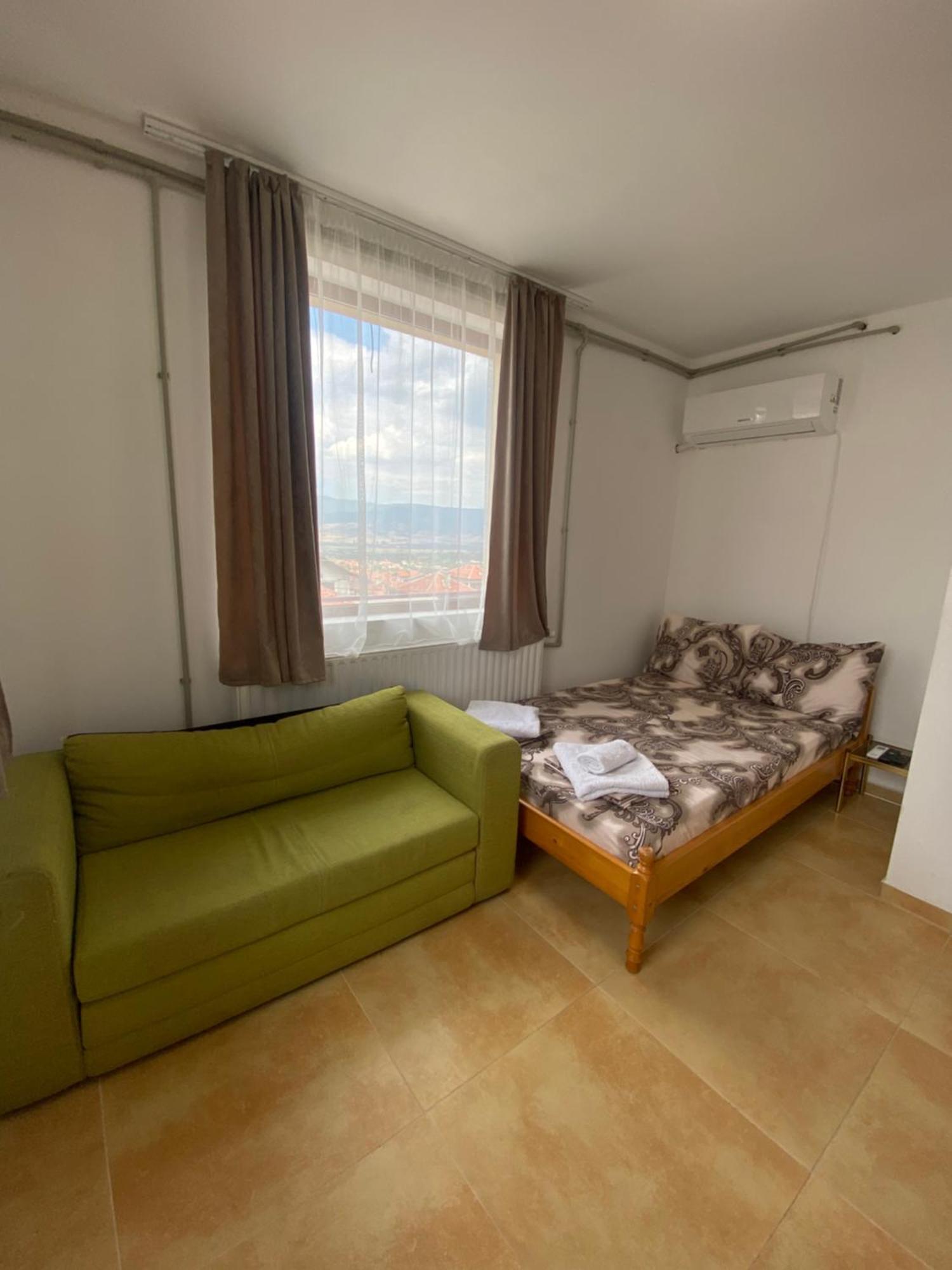 Hotel Анелия à Sapareva Banya Extérieur photo