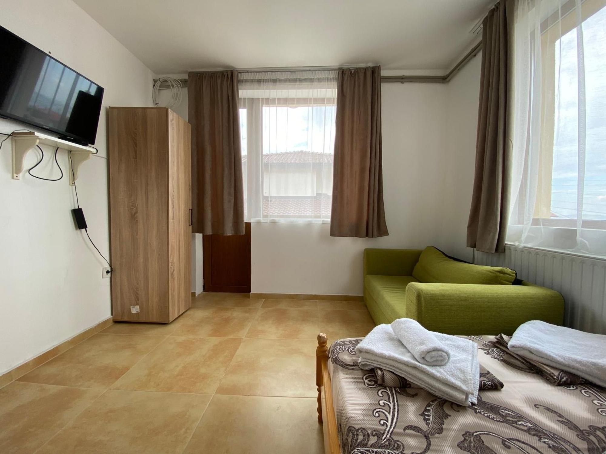 Hotel Анелия à Sapareva Banya Extérieur photo