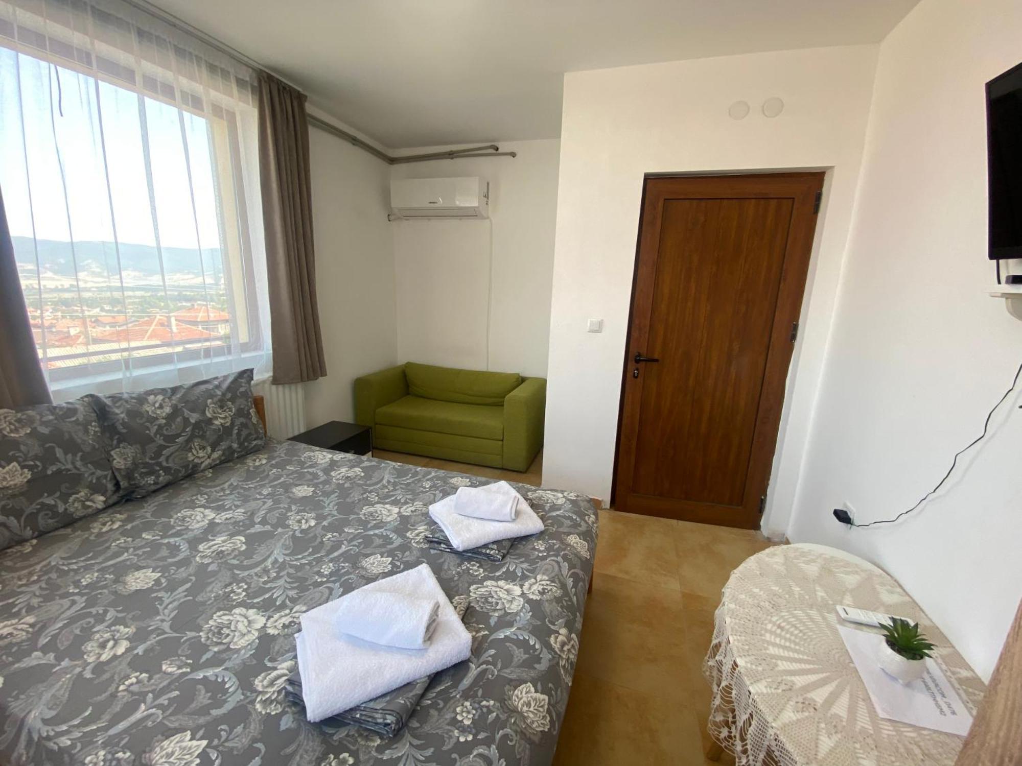 Hotel Анелия à Sapareva Banya Extérieur photo